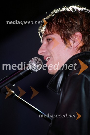 Rok Kosmač, pevecSimona Weiss, koncert