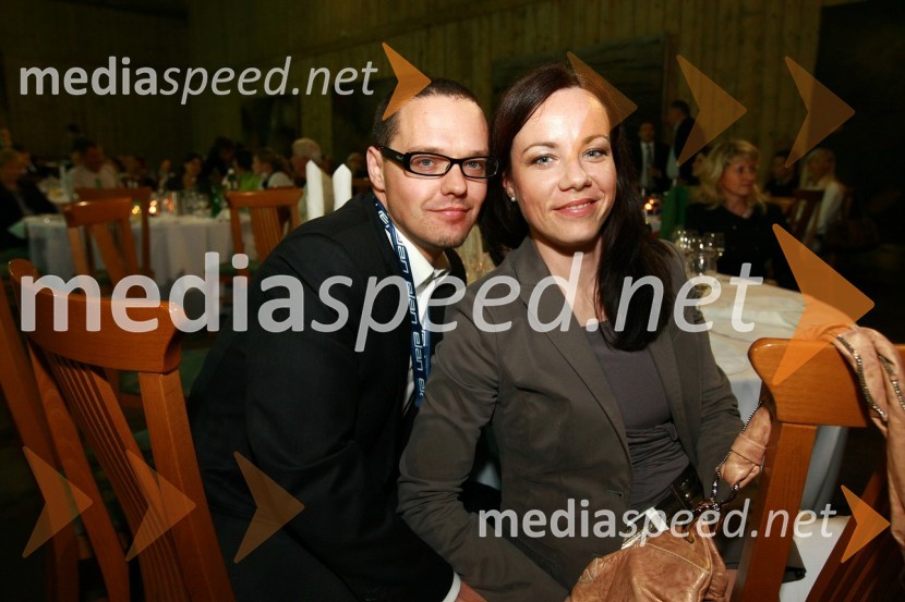 Ekskluzivna predstavitev jadrnic Elan 350 R - Evolution in Elan impression 444 Evolution