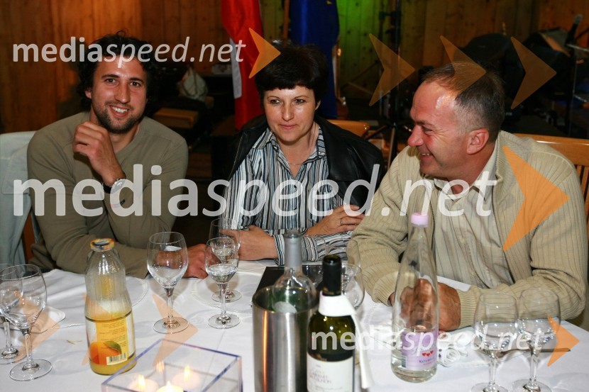 Ekskluzivna predstavitev jadrnic Elan 350 R - Evolution in Elan impression 444 Evolution