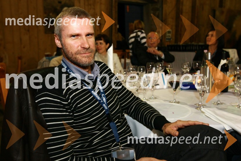 Ekskluzivna predstavitev jadrnic Elan 350 R - Evolution in Elan impression 444 Evolution