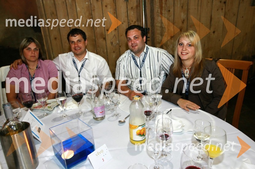 Ekskluzivna predstavitev jadrnic Elan 350 R - Evolution in Elan impression 444 Evolution