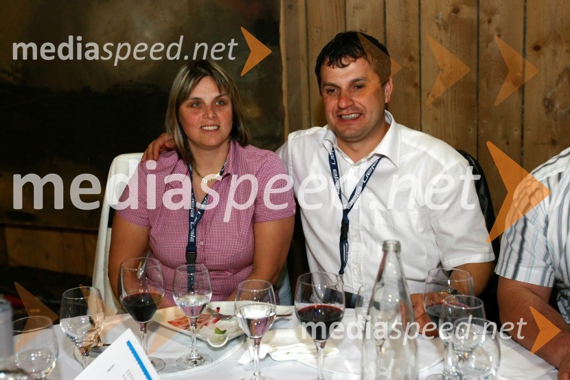 Ekskluzivna predstavitev jadrnic Elan 350 R - Evolution in Elan impression 444 Evolution