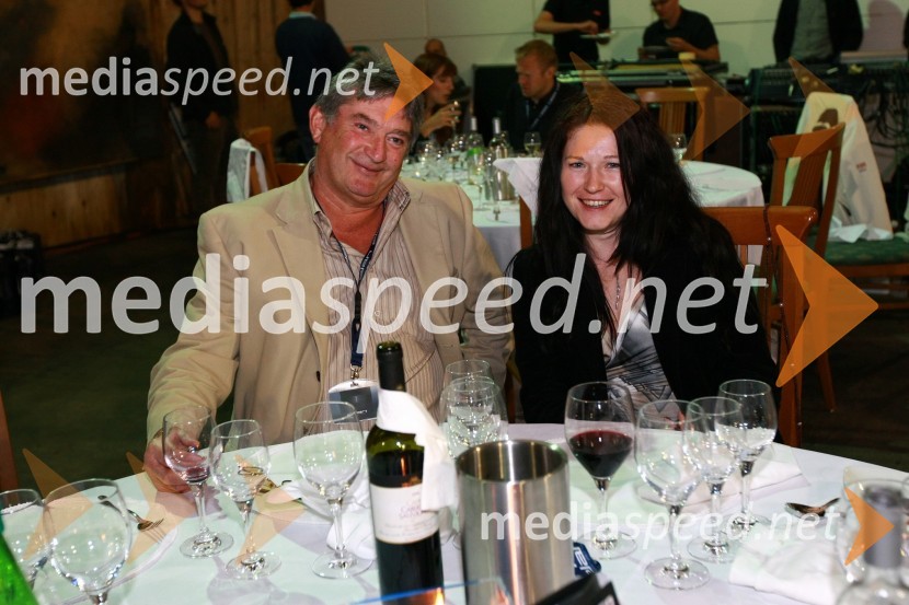 Ekskluzivna predstavitev jadrnic Elan 350 R - Evolution in Elan impression 444 Evolution