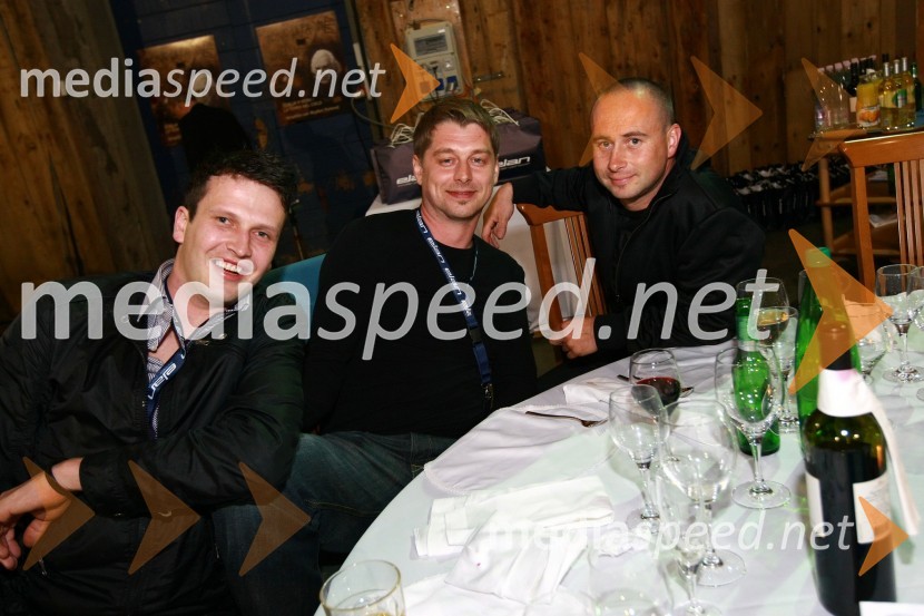 Ekskluzivna predstavitev jadrnic Elan 350 R - Evolution in Elan impression 444 Evolution