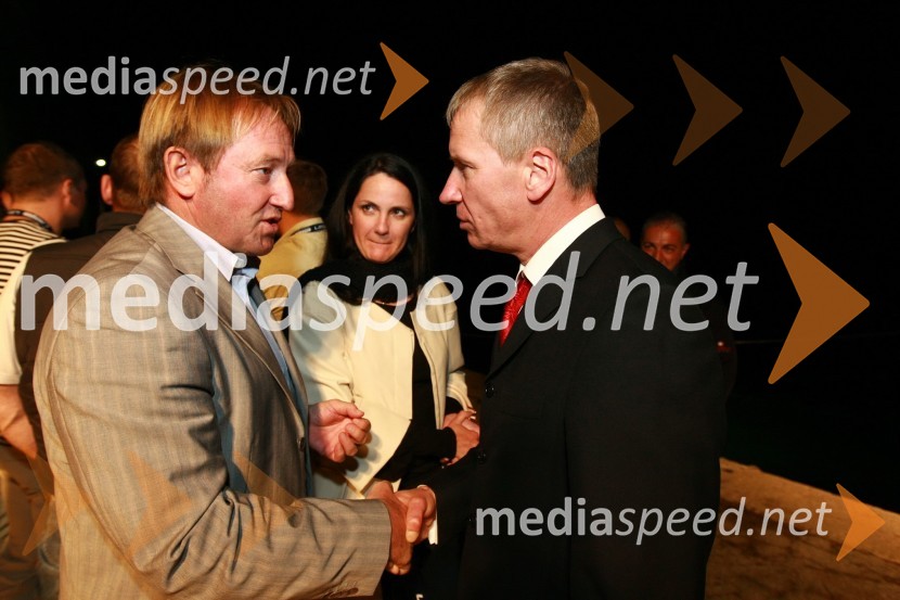 Bojan Križaj in dr. Robert Ferko, predsednik uprave podjetja Elan d.o.o.Ekskluzivna predstavitev jadrnic Elan 350 R - Evolution in Elan impression 444 Evolution