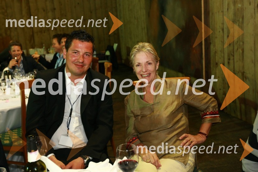 Ekskluzivna predstavitev jadrnic Elan 350 R - Evolution in Elan impression 444 Evolution