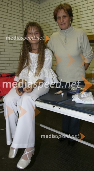 Anita Kralj, mlada pevka in njena mama MiraSimona Weiss, koncert