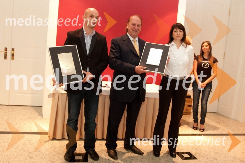 ... in Tomislav Loboda, zlatar in Klavdija Zrim, marketing Diners Club MagazineUra leta 2010