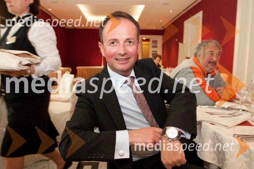 Andrej Žučko, Dynamic trade
Ura leta 2010