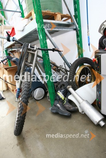 Tovarna za speedway in karting motorjeObisk tovarne za speedway in karting motorje GM