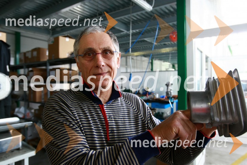 Tovarna za speedway in karting motorjeObisk tovarne za speedway in karting motorje GM