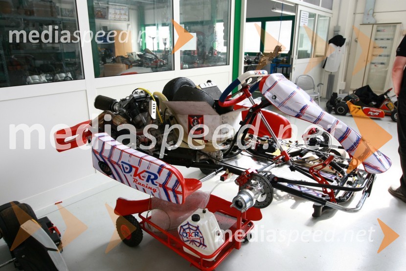 Tovarna za speedway in karting motorjeObisk tovarne za speedway in karting motorje GM