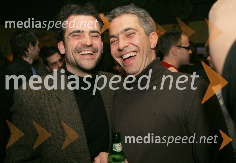 Gregor Mesarič iz NLB in Marko Arsenovič, ki z bratom Sašom uspešno vodi podjetje S'Olliver Slovenija in lokale Takos v MariboruSRF - Slovenski radijski festival 2004