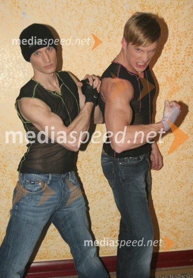 Moški del skupine Art beat
Ljudje RAZNO