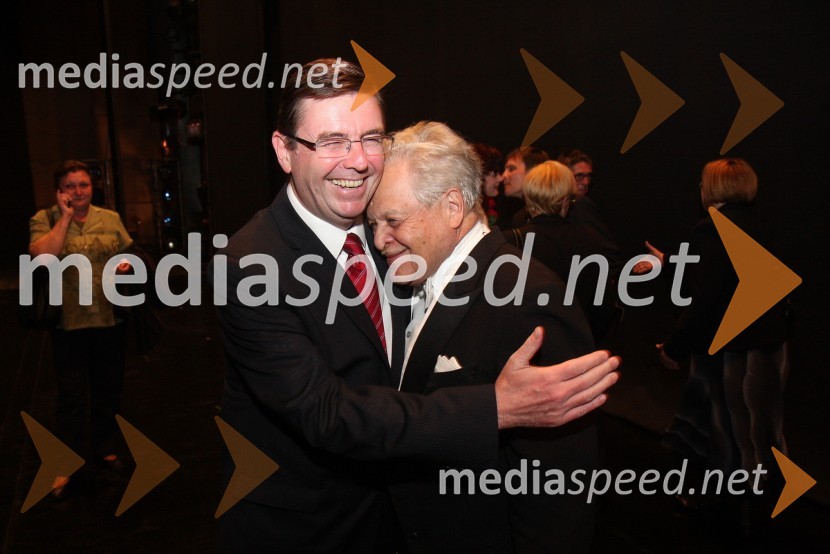 Simon Robinson in Michael Halász, dirigentaTosca, premiera opere v SNG Maribor