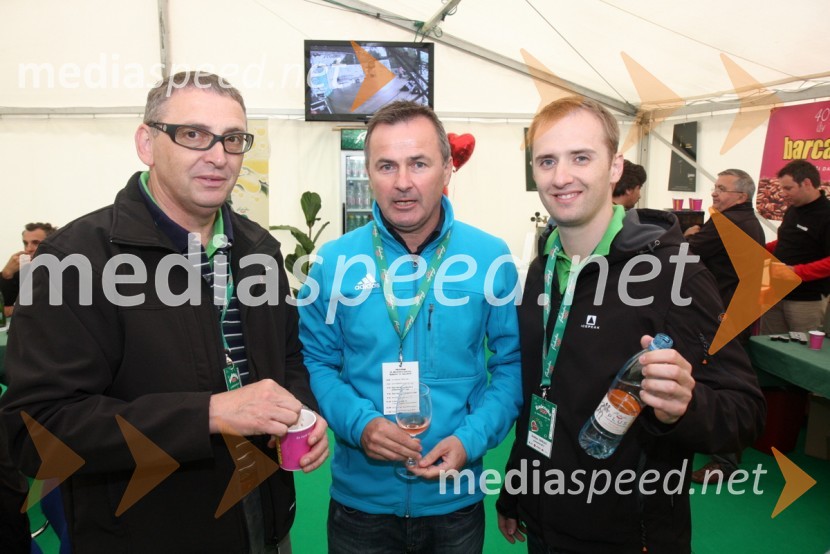 Milan Hojnik, direktor marketinga Radenske, Primož Ulaga, poslovni direktor nordijskih disciplin in Boštjan Gerlec, predsednik organizacijskega odbora maratona Treh src30. maraton Treh src