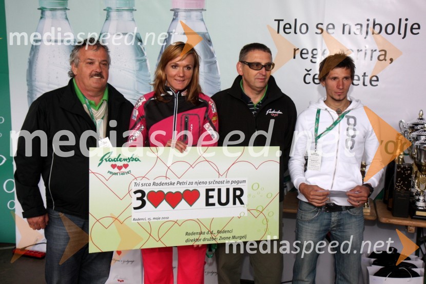 Zvonko Murgelj, direktor podjetja Radenska d.d., Petra Majdič, tekačica na smučeh, ... in Robert Kranjec, smučarski skakalec30. maraton Treh src