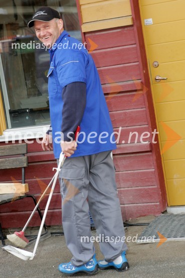 Franc Kalin, trener AMTK Ljubljana in član ekipe Žagar Racing v boksih Smederne v Eskilstuni (Švedska)SPEEDWAY GRAND PRIX, VN Švedske 2006, trening