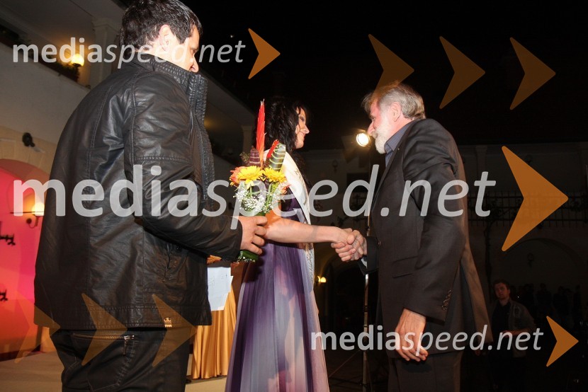 Sandra Adam, prva spremljevalka Miss Koroške 2010 in Matjaž Zanoškar, župan občine Slovenj GradecMiss Koroške 2010 je postala Sandra Skutnik