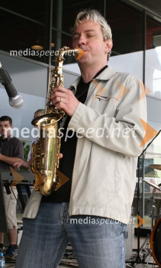 Aleš Turnšek Turi, skupina Avia bandMaturantska parada 2006, Maribor