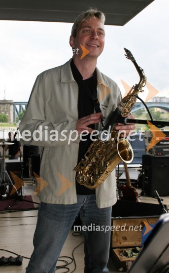 Aleš Turnšek Turi, skupina Avia bandMaturantska parada 2006, Maribor