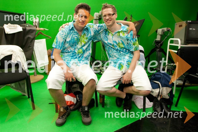 Brata VodlanSlovenija ima talent, 4. polfinalna oddaja, novi finalistki sta: Maja Keuc in Tina Drole