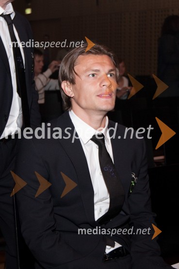 Zlatko Dedič, nogometašPredstavitev slovenske nogometne reprezentance