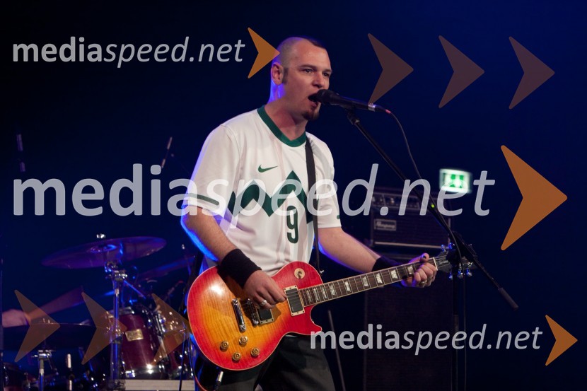 Tomi Meglič, pevec skupine SiddhartaPredstavitev slovenske nogometne reprezentance