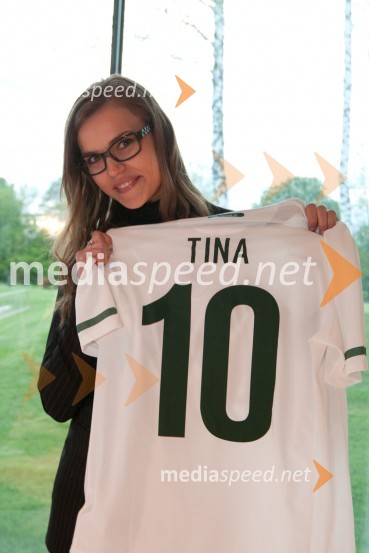Tina Petelin, Miss Slovenije 2009Predstavitev slovenske nogometne reprezentance