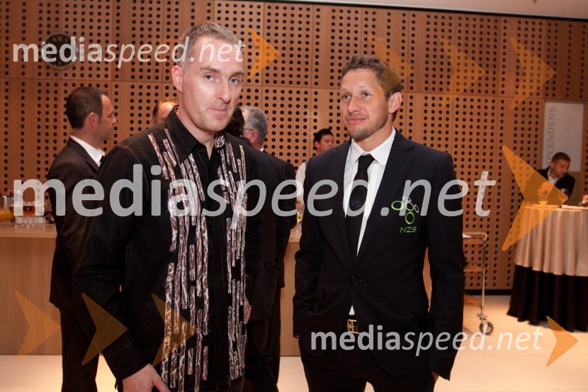 Igor E. Bergant, novinar in Andrej Komac, nogometašPredstavitev slovenske nogometne reprezentance