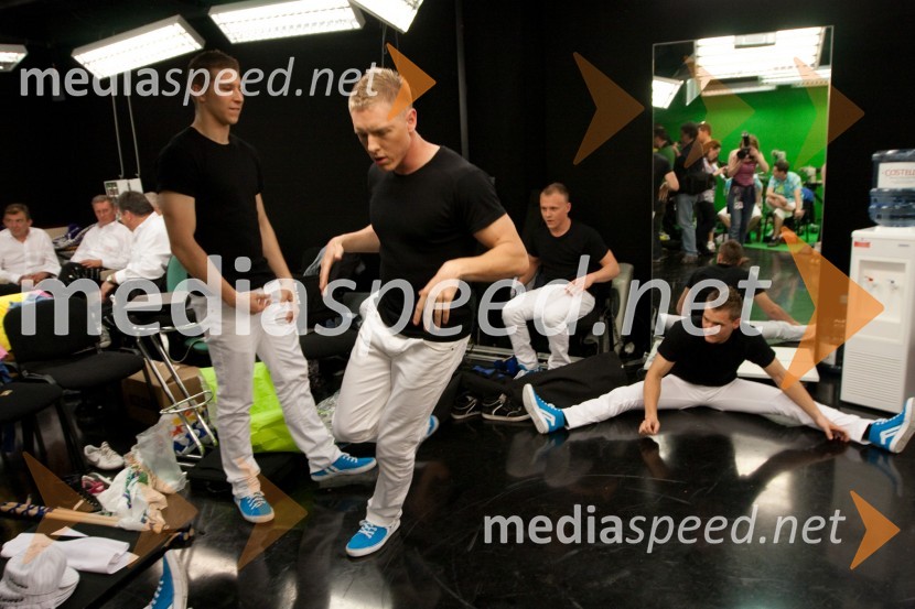 Go BreakersSlovenija ima talent, 4. polfinalna oddaja, novi finalistki sta: Maja Keuc in Tina Drole