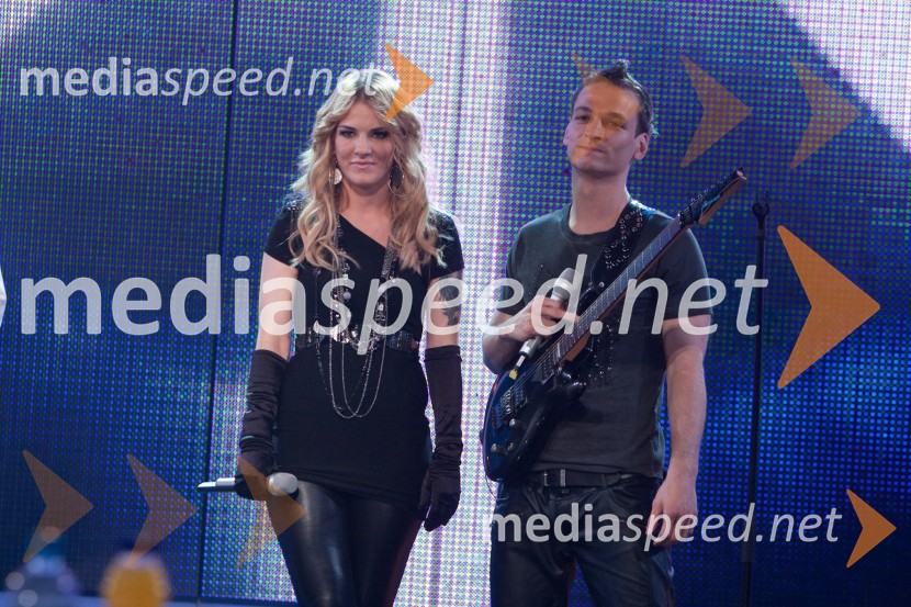 Saša in MihaSlovenija ima talent, 4. polfinalna oddaja, novi finalistki sta: Maja Keuc in Tina Drole