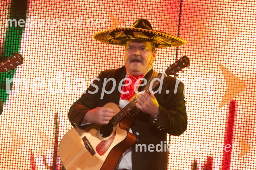 Mariachi La PalomaSlovenija ima talent, 4. polfinalna oddaja, novi finalistki sta: Maja Keuc in Tina Drole