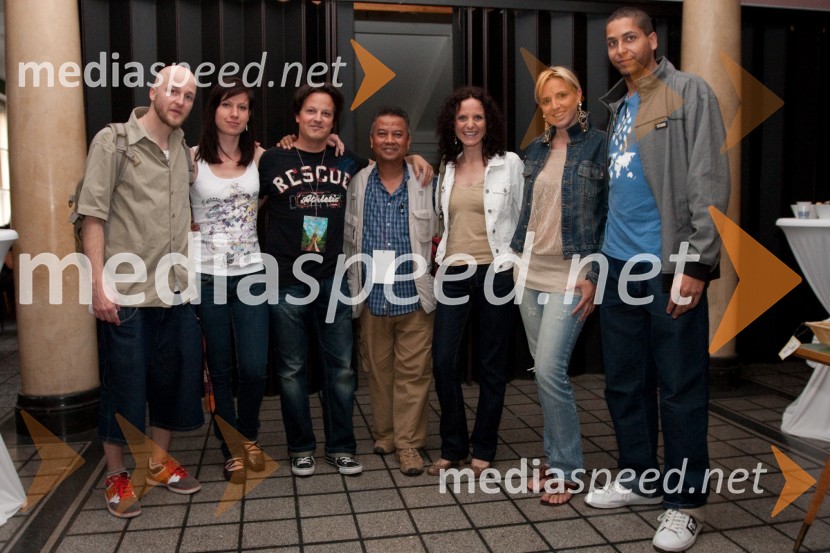 Jose, skupina Murat & Jose, Sanja Mlinar, Katrinas, Rok Golob, glasbenik, Joseph Rakotorahalahy, predsednik društva Drevo, Petra Grkman, skupina Katrinas, Katarina Habe, Katrinas in Murat, skupina Murat & JoseSolidarnostni koncert za Madagaskar