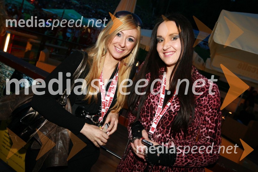 Kaly Miljana Kolonič, PR Studio Kali in Tinakara Kovač, pevka15. obletnica Radia City, koncert