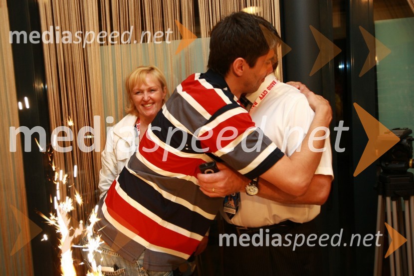 Bor Greiner, odgovorni urednik Radia City, Andreja Ročnik in Mišo Hölbl, direktor in lastnik radia City15. obletnica Radia City, koncert