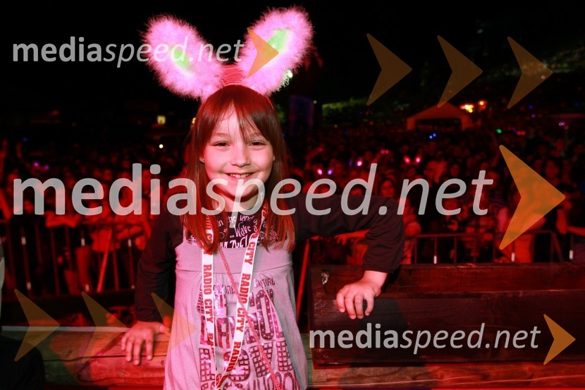 Pia Mar, obiskovalka koncerta15. obletnica Radia City, koncert