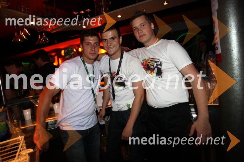 NatakarjiCollegiumov summer break party s Sylvainom in Laro love, diskoteka Yucatan