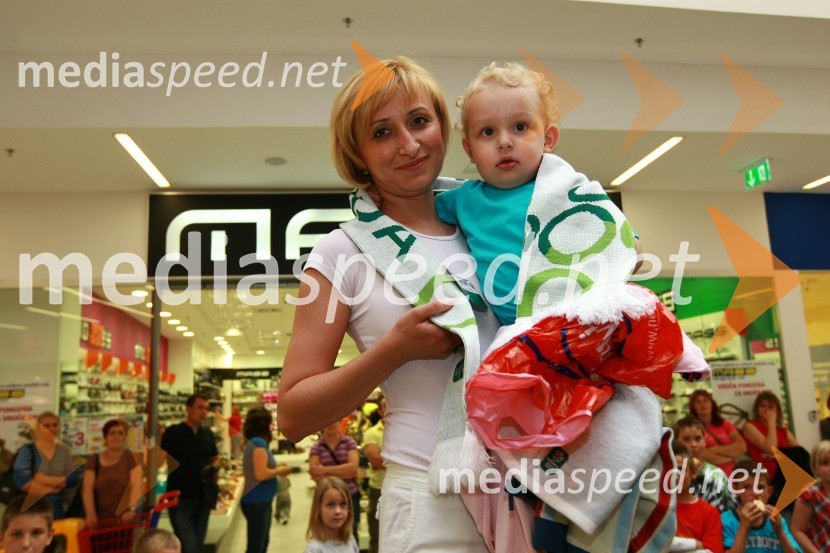 Sedina KovačevičVelejapark, nastop skupine Casanova