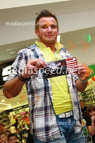 David, član skupine CasanovaVelejapark, nastop skupine Casanova