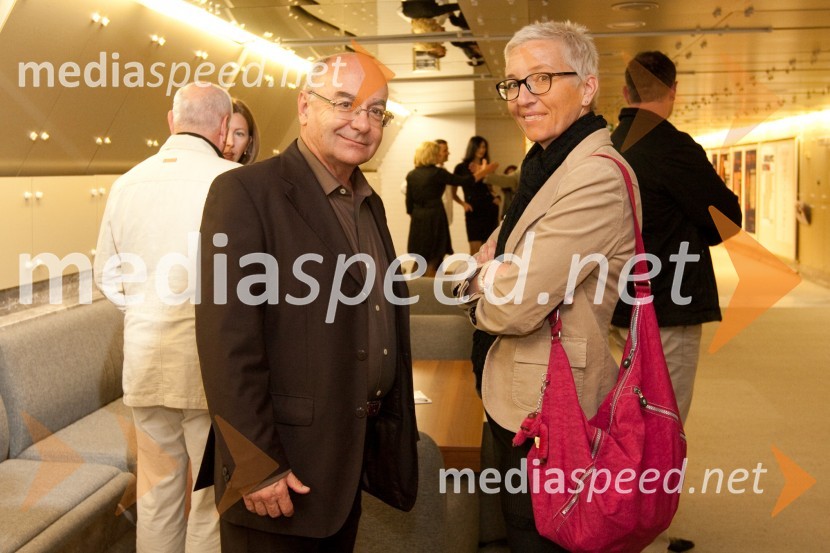Mitja Rotovnik, direktor Cankarjevega doma in Alenka Žavbi, fotografinjaDo nazga, premiera - koga je slekel Matjaž Pograjc?