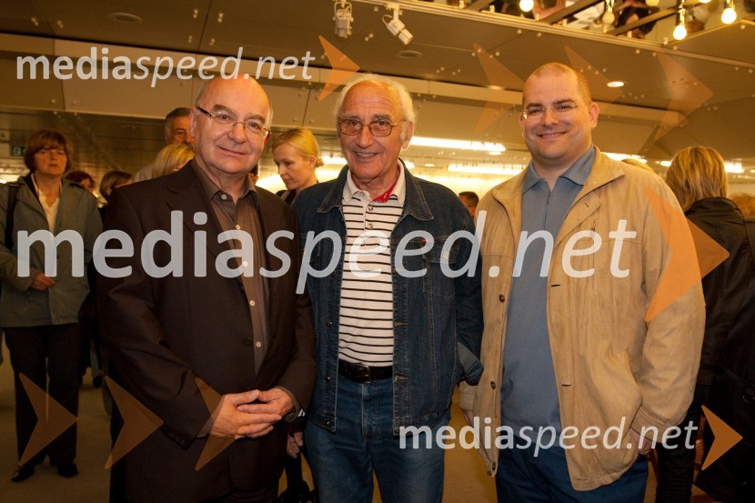 Mitja Rotovnik, direktor Cankarjevega doma, Vasja Predan, teatrolog in Matej RotovnikDo nazga, premiera - koga je slekel Matjaž Pograjc?