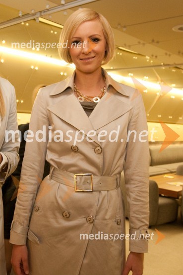 Anja Križnik Tomažin, TV voditeljicaDo nazga, premiera - koga je slekel Matjaž Pograjc?