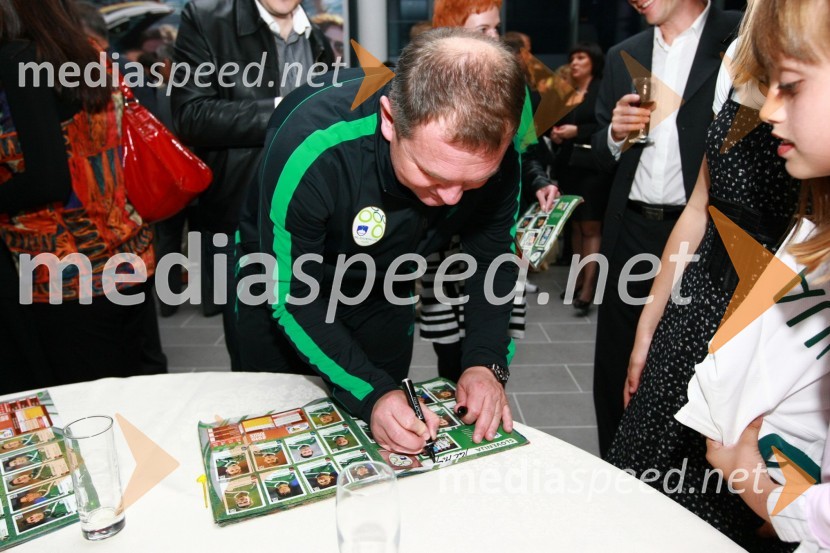 Matjaž Kek, selektor Slovenske nogometne reprezentanceOdprtje najsodobnejšega BMW salona Selmar Maribor