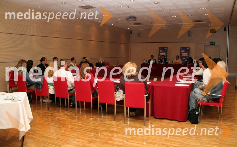 Tiskovna konferencaMelodije morja in sonca, tiskovna konferenca