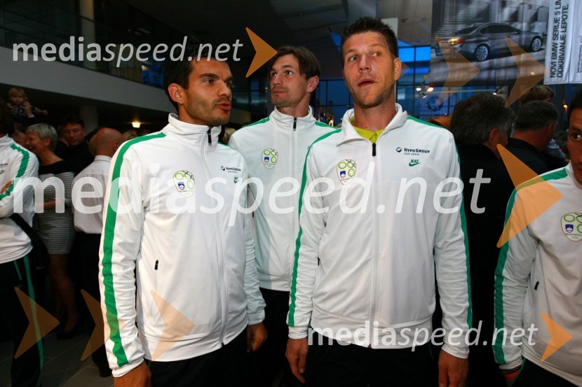 Aleksandar Radosavljevič, Milivoje Novakovič in Boštjan Cesar, člani slovenske nogometne reprezentanceOdprtje najsodobnejšega BMW salona Selmar Maribor