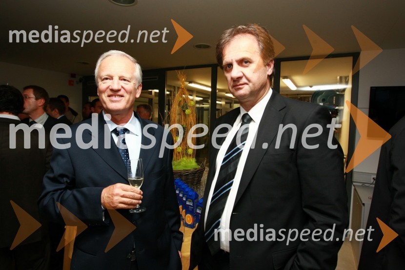 Branko Florjanič, predsednik Združenja nogometnih klubov 1. slovenske nogometne lige in Ivan Simič, predsednik Nogometne zveze SlovenijeOdprtje najsodobnejšega BMW salona Selmar Maribor