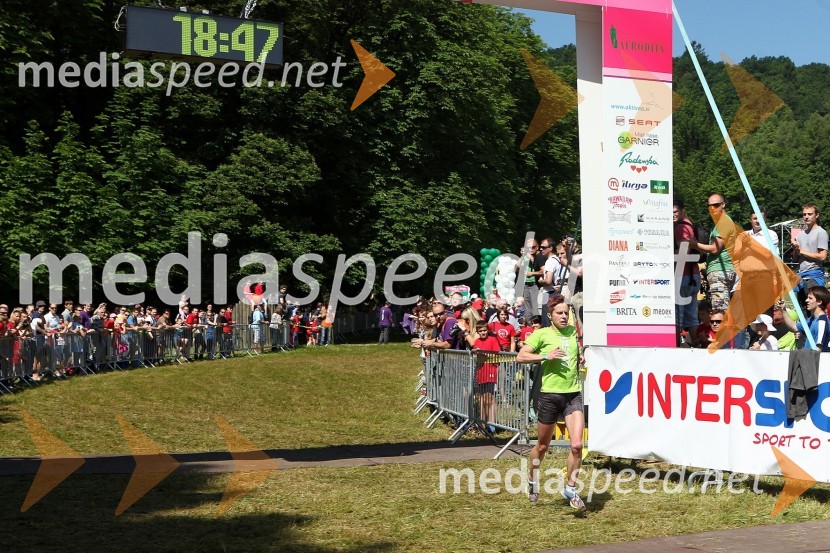 Tekmovalka5. DM tek za ženske