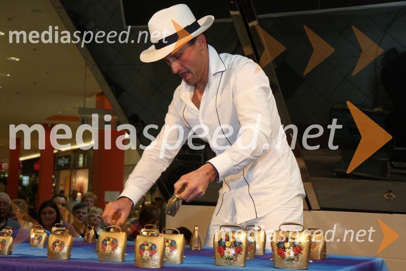 Marjan Novak2. festival narodnozabavne glasbe v Europarku