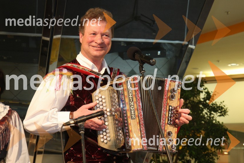 2. festival narodnozabavne glasbe v Europarku